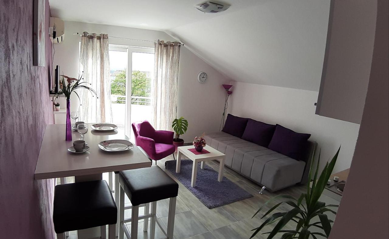 Apartments Kuc Tivat Exterior photo