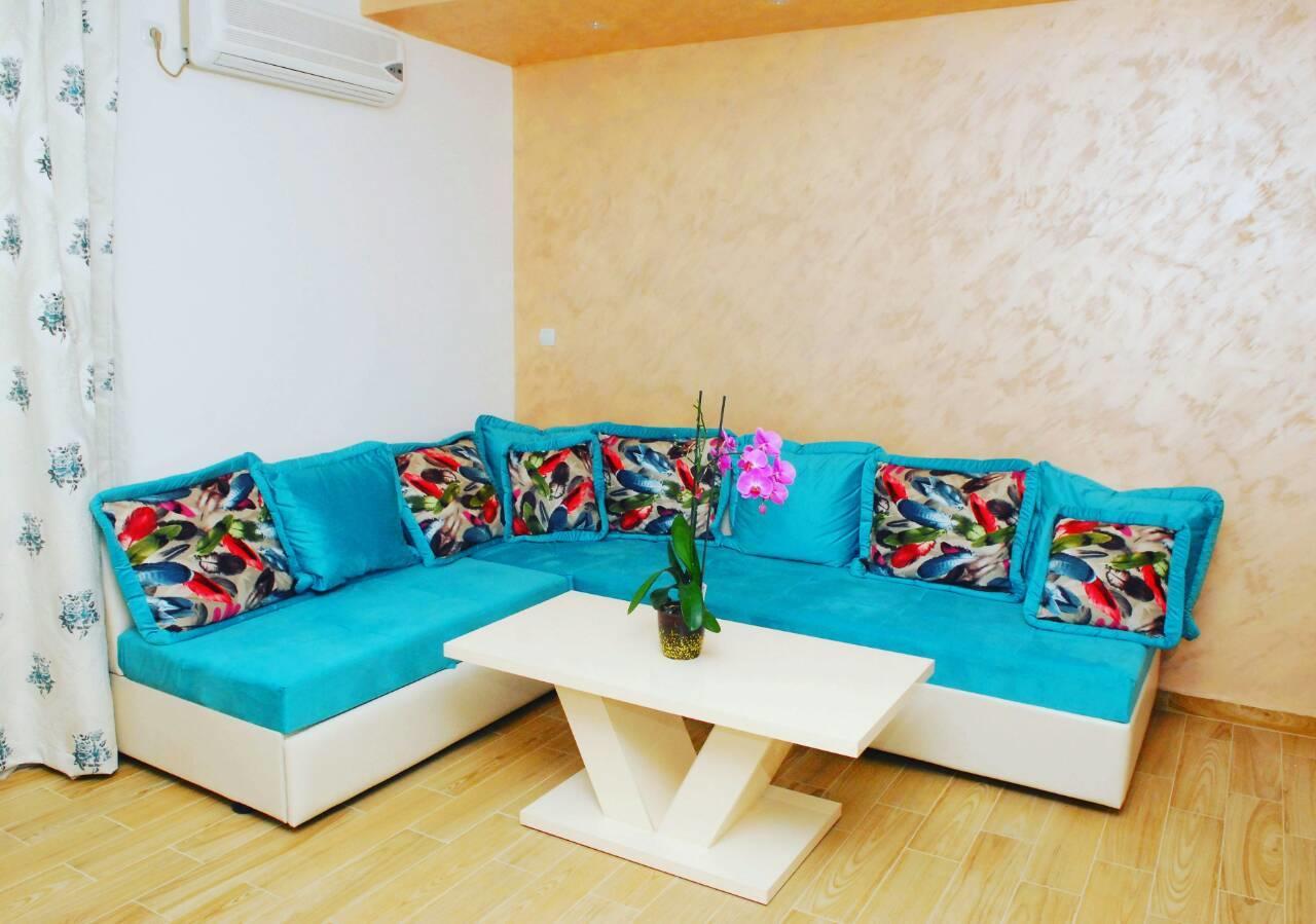 Apartments Kuc Tivat Exterior photo