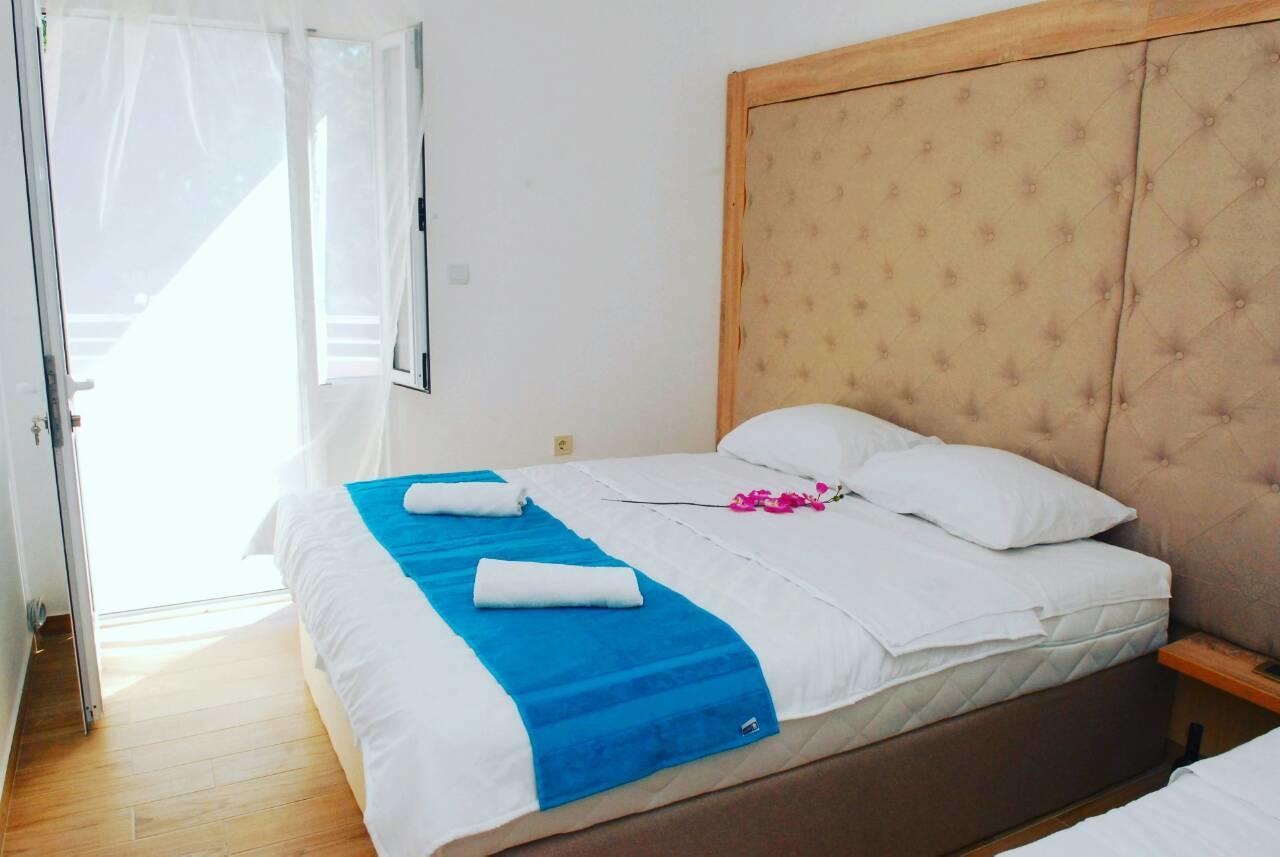 Apartments Kuc Tivat Exterior photo
